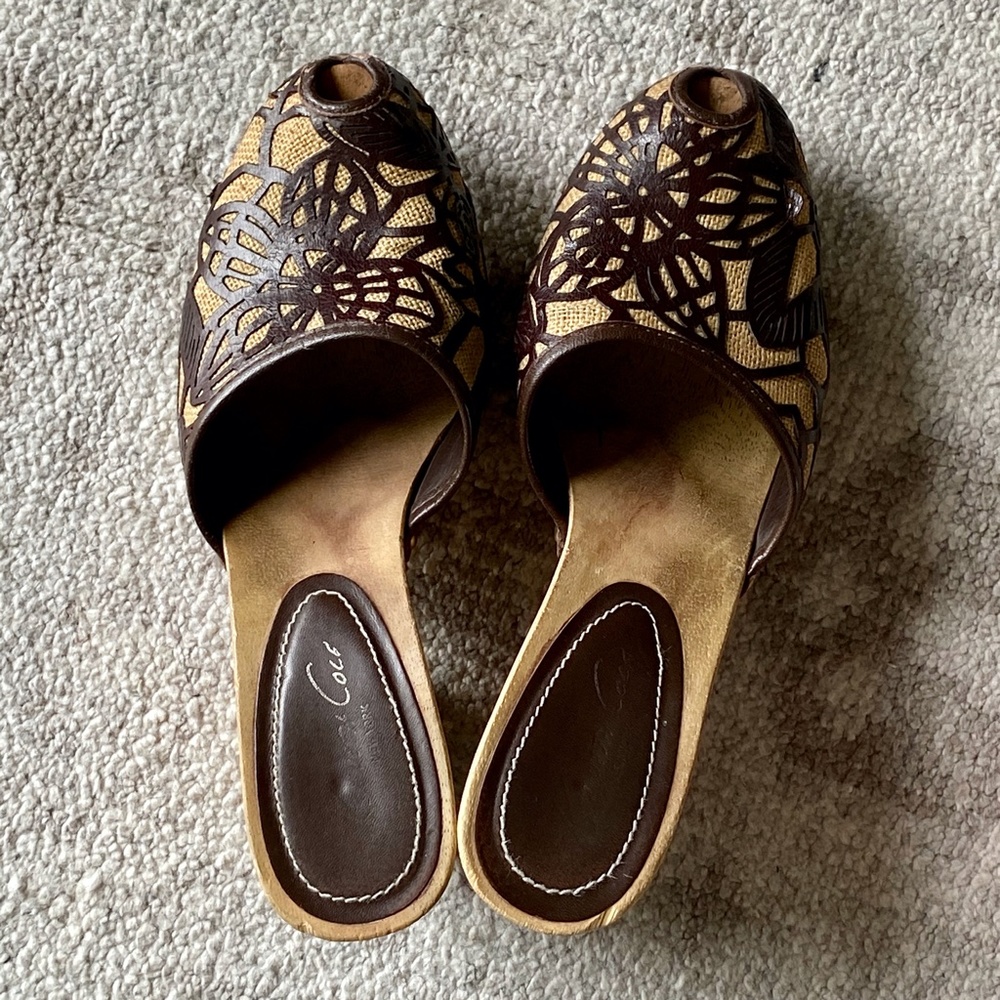 Kenneth Cole patterned mules - Picture 3 of 7